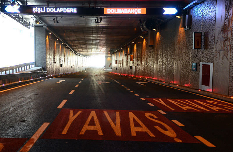 Taksim alt geçit tüneli (Perde Beton Gravür) çalışması